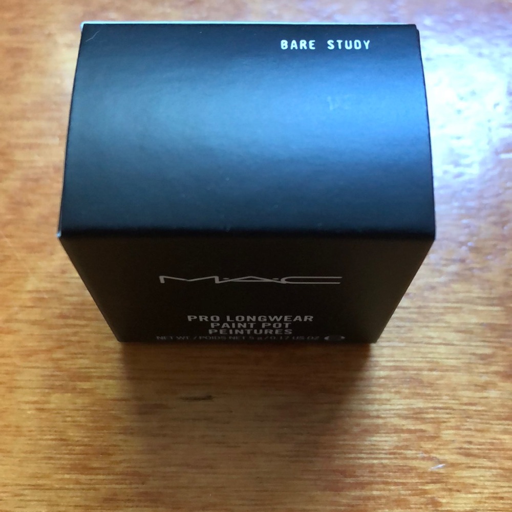 MAC Pro Longwear Paint Pot - Picture 2 of 8